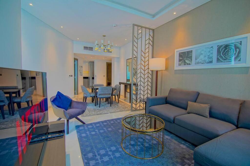 Luxury Hotel Apartment With A Canal View Дубай Екстер'єр фото
